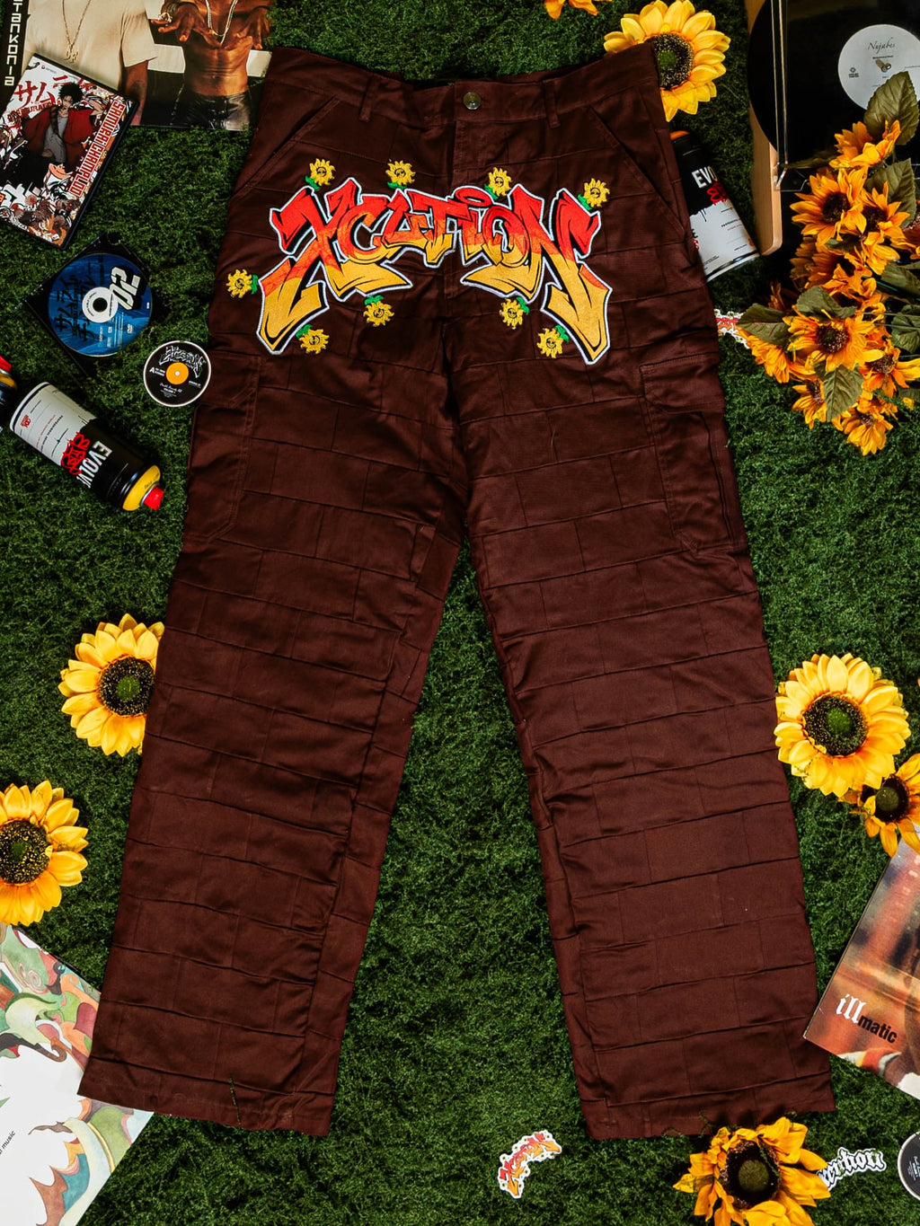 Brick wall graffiti pants (pre-order)
